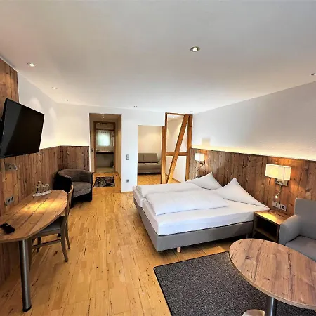 Wildkraeuter-gasthof Linde Pensionat 3*