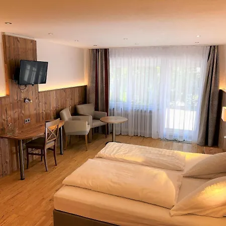 Penzion Wildkraeuter-gasthof Linde 3*