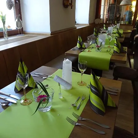 Penzion Wildkraeuter-gasthof Linde 3*