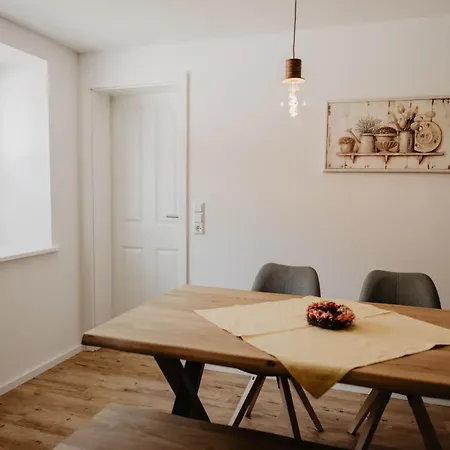 Pensionat Wildkraeuter-gasthof Linde