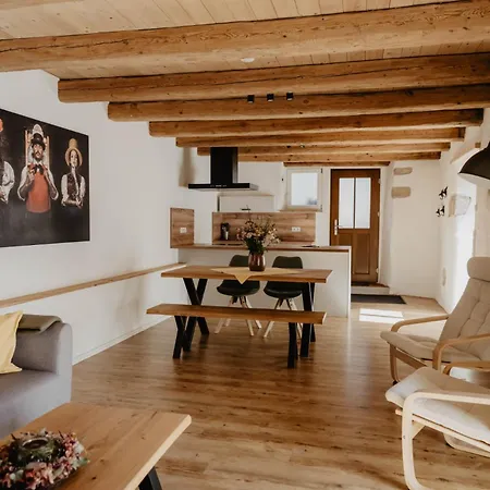 Guest house Wildkraeuter-gasthof Linde Loeffingen