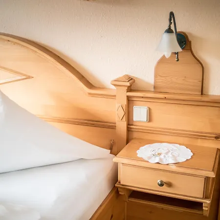 Wildkraeuter-gasthof Linde 3* Loeffingen